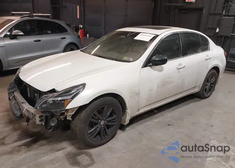 2013 Infiniti G37X из США, поврежденный, VIN JN1CV6AR1DM761622